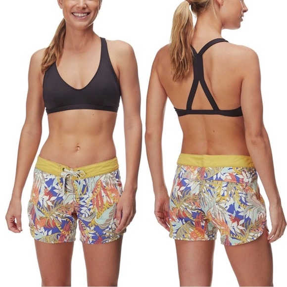 Patagonia Pants - PATAGONIA wavefarer Jurassic Ferns shorts